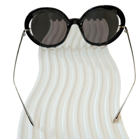 Alexander McQueen Black Oval Sunglasses - 54mm main image 5